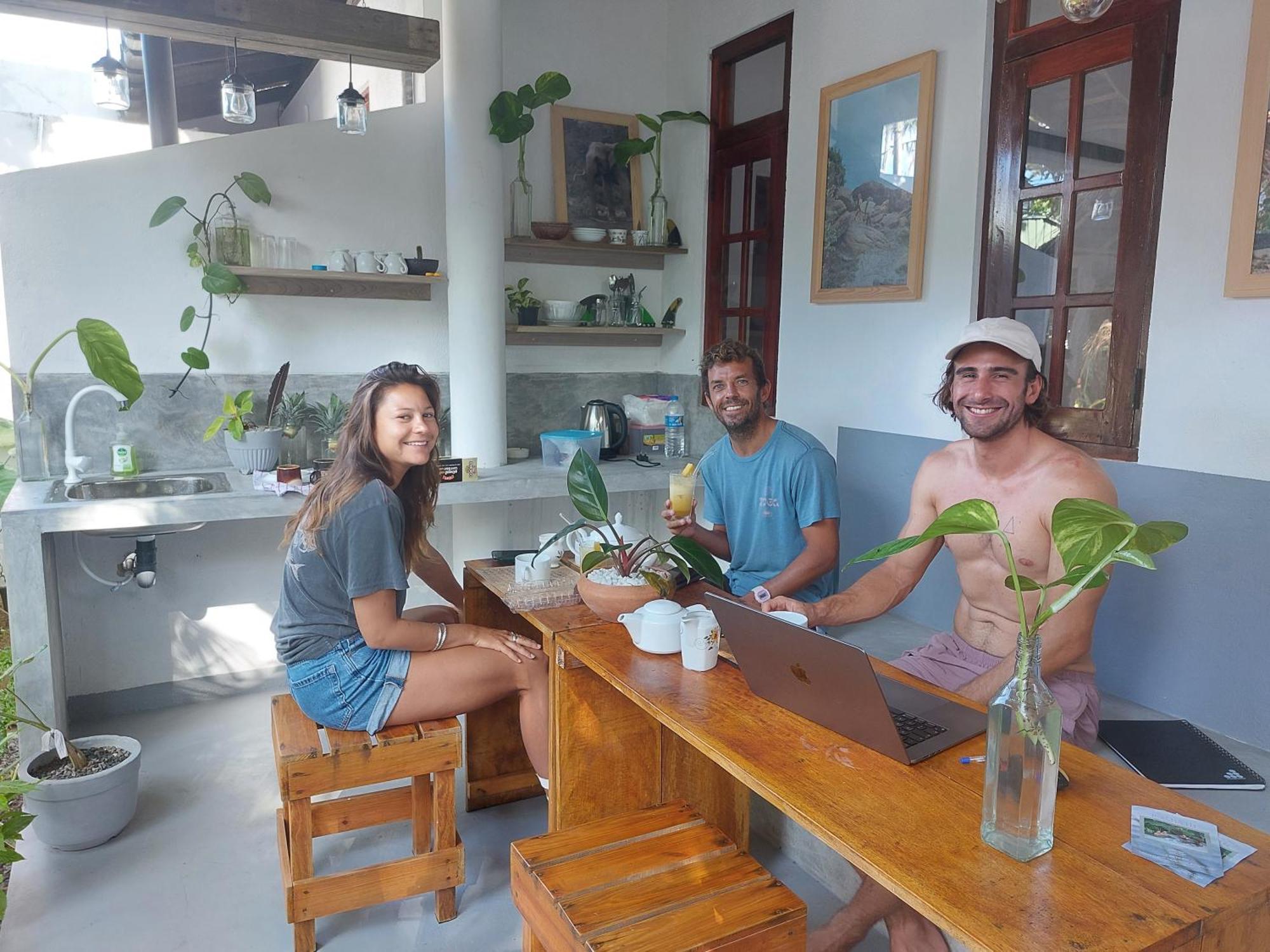 Cosynsurf Bed & Breakfast Matara Luaran gambar
